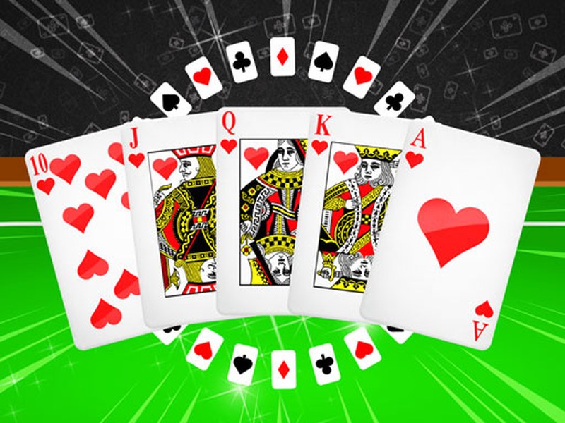 Exciting game of Rummy Multiplayer with colorful cards and players